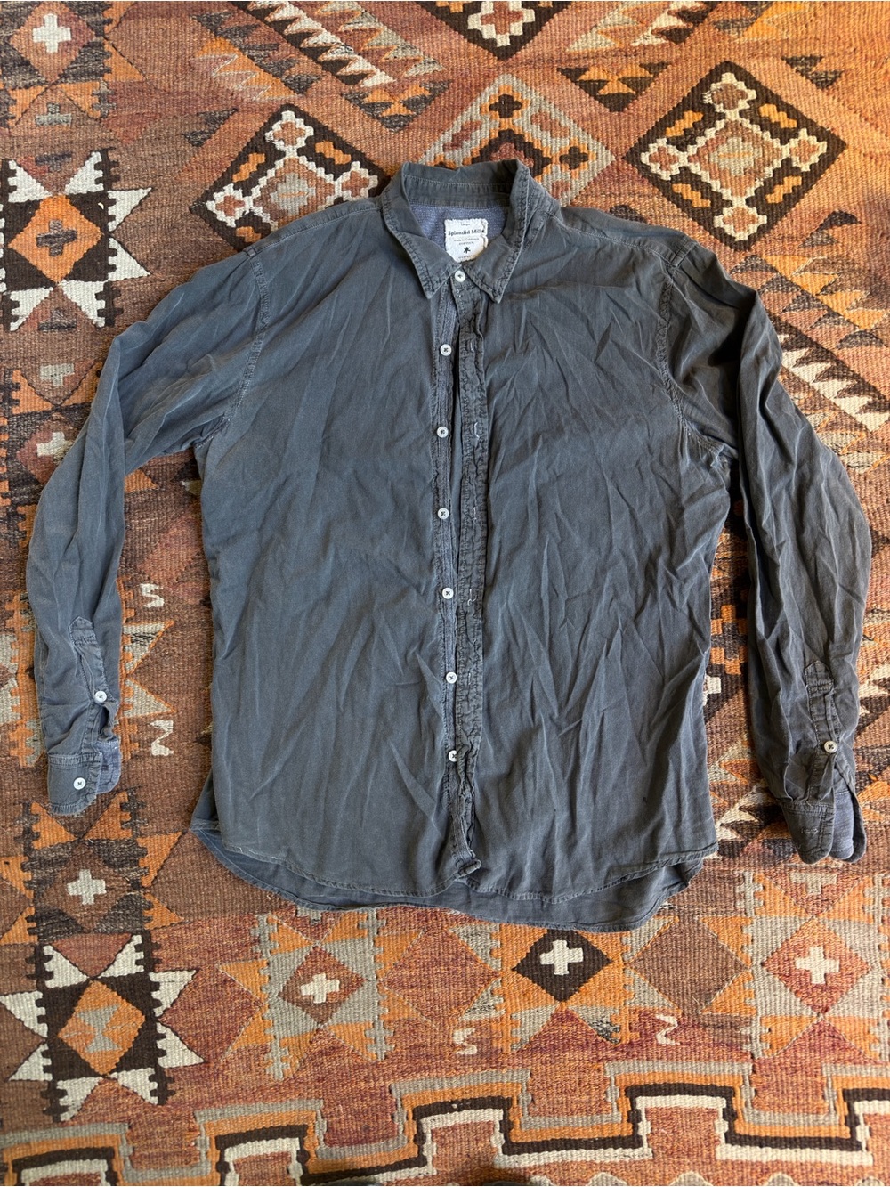 Splendid Mills Men's Casual Button-Up Shirt in Charcoal Gray